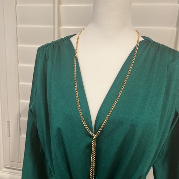 Eva Mejl Kimberly’s emerald green evening Dress - Picture 9 of 10